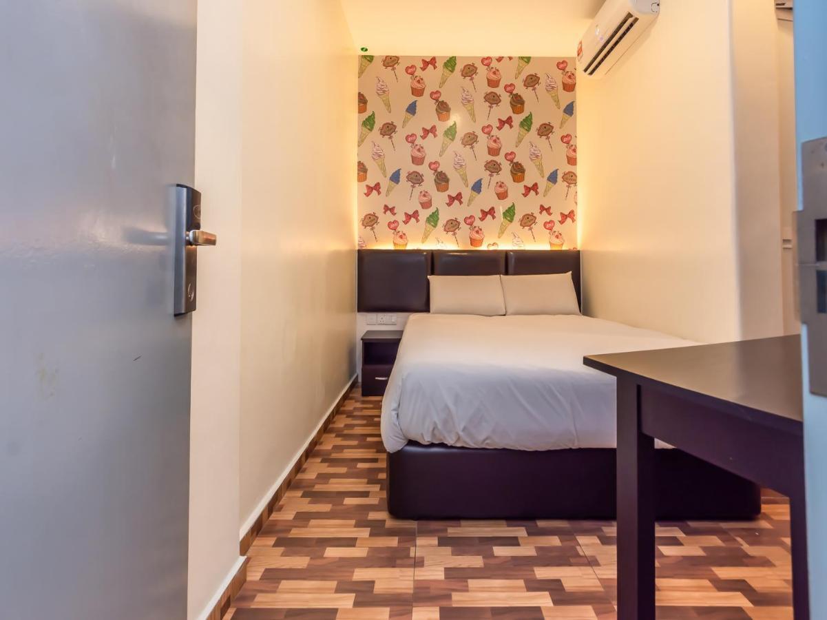 Gold City Hotel ملقا المظهر الخارجي الصورة